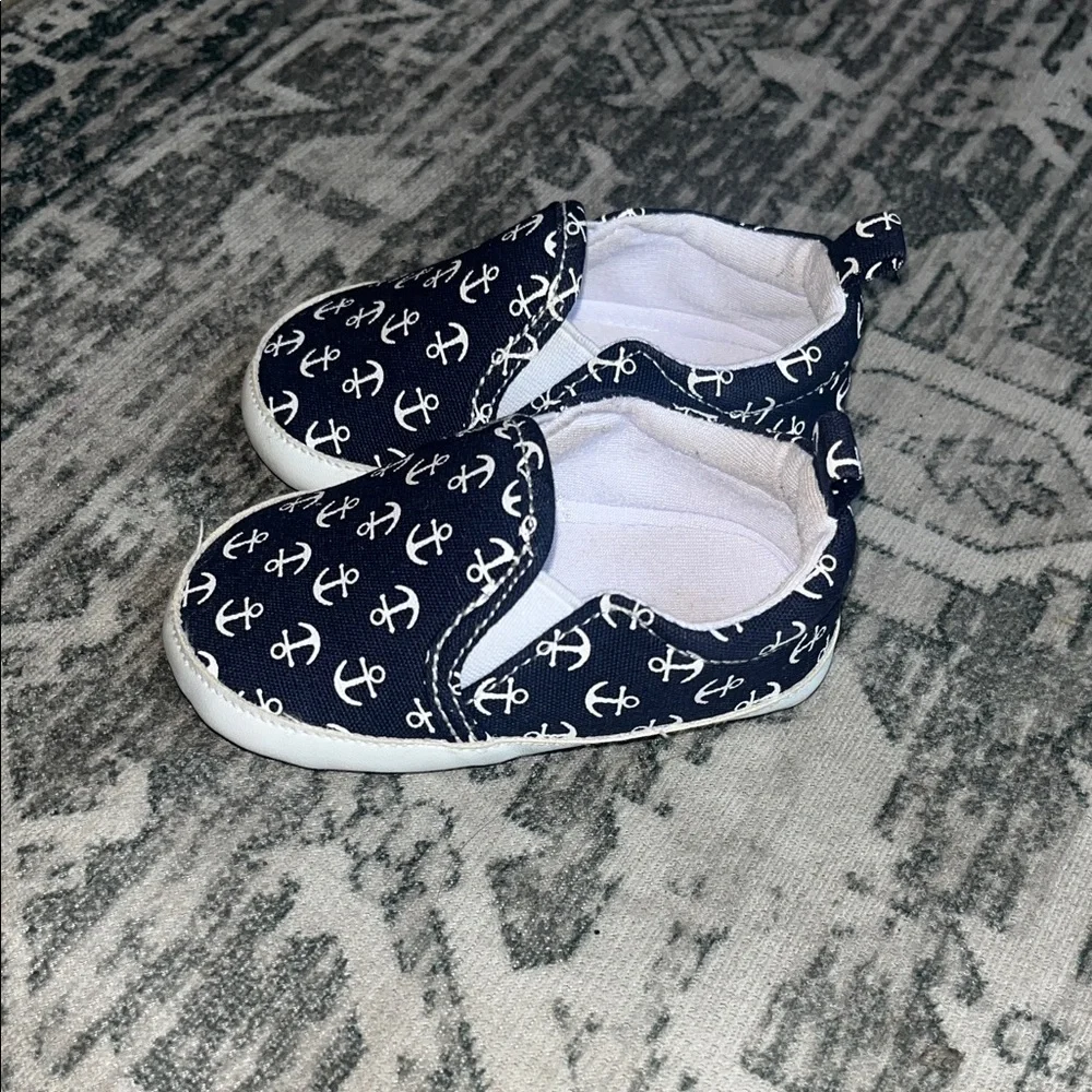Tommy Bahama baby Navy Anchor Print Kids Shoes size 6-12 months